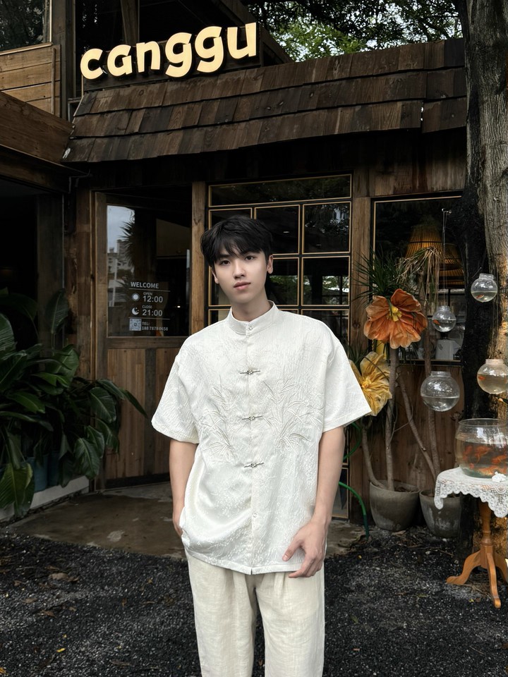 男装新中式花卉刺绣暗纹短袖衬衫男夏季中国风衬衣潮